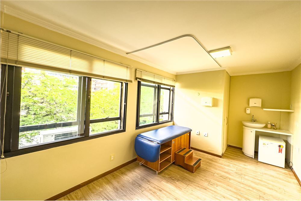 Comercial de 39m² no bairro Moinhos de Vento, em Porto Alegre | Eu Corretor