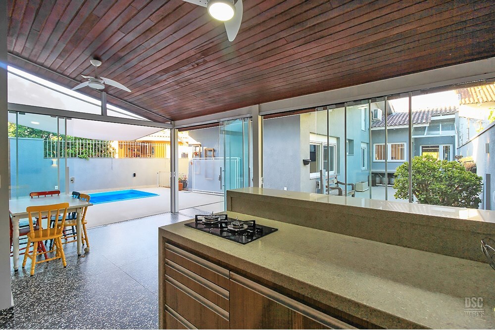 Residencial Multifamiliar de 3 quartos, 200m² no bairro Ipanema, em Porto Alegre | Eu Corretor