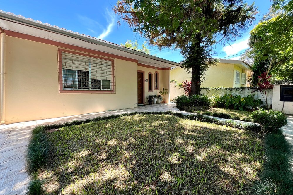 IX 958 Casa 610241012-169 - REMAX 520 Exclusividades