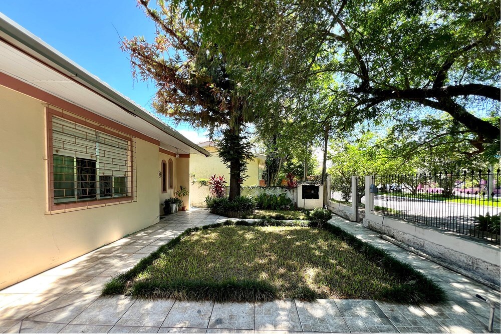 IX 958 Casa 610241012-169 - REMAX 520 Exclusividades