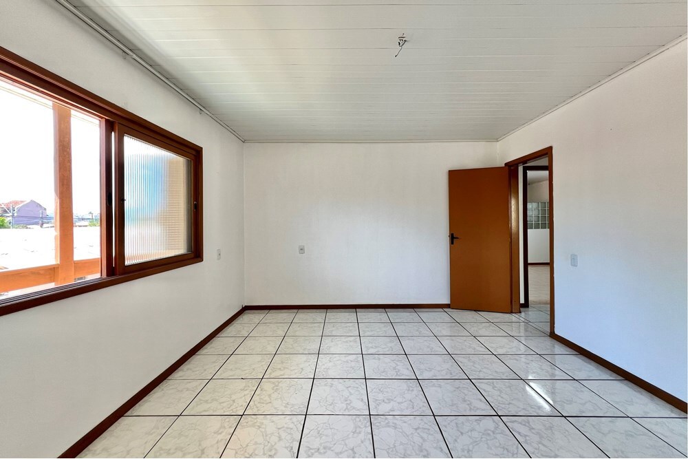 Residencial Multifamiliar de 5 quartos, 292m² no bairro Igara, em Canoas | Eu Corretor