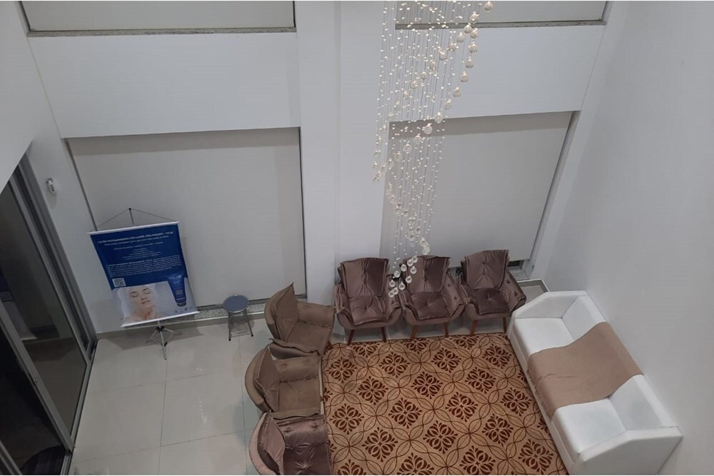 IV 7148 Prédio 601081062-18 - REMAX Lepex Exclusividades