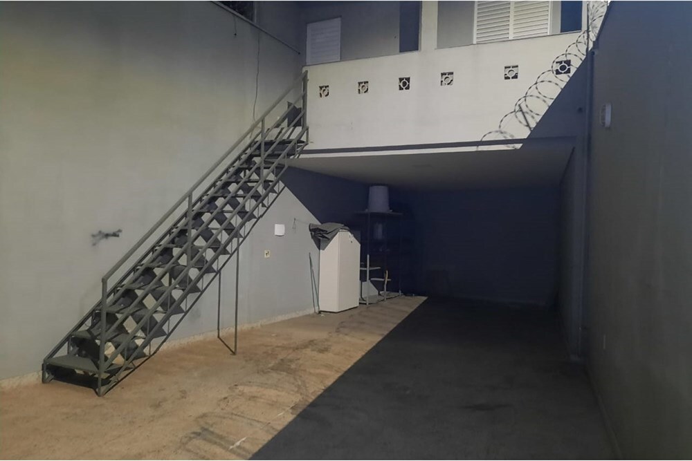 IV 7148 Prédio 601081062-18 - REMAX Lepex Exclusividades