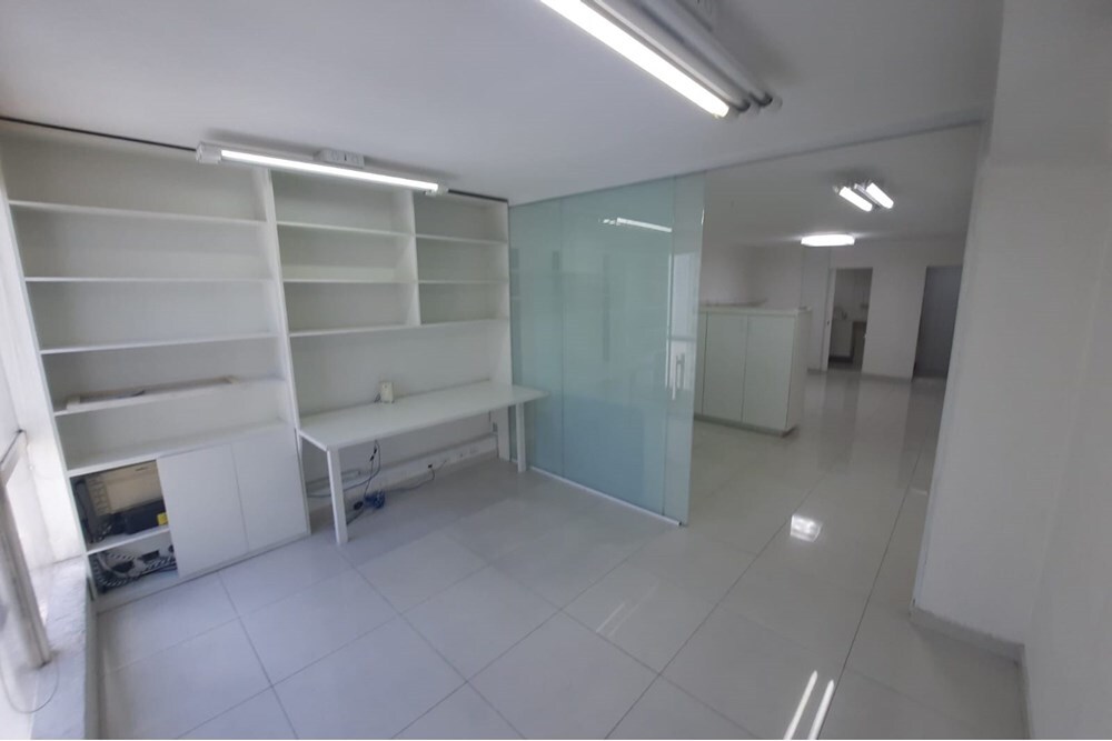 HA 1814 Sala 601081062-20 - REMAX Lepex Exclusividades