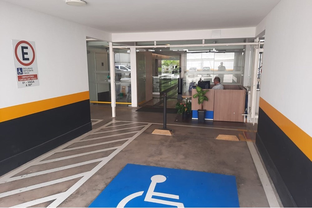 HA 1814 Sala 601081062-20 - REMAX Lepex Exclusividades