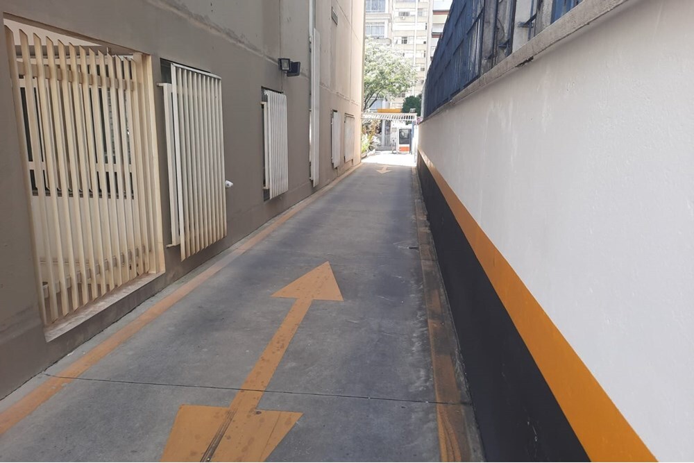 HA 1814 Sala 601081062-20 - REMAX Lepex Exclusividades