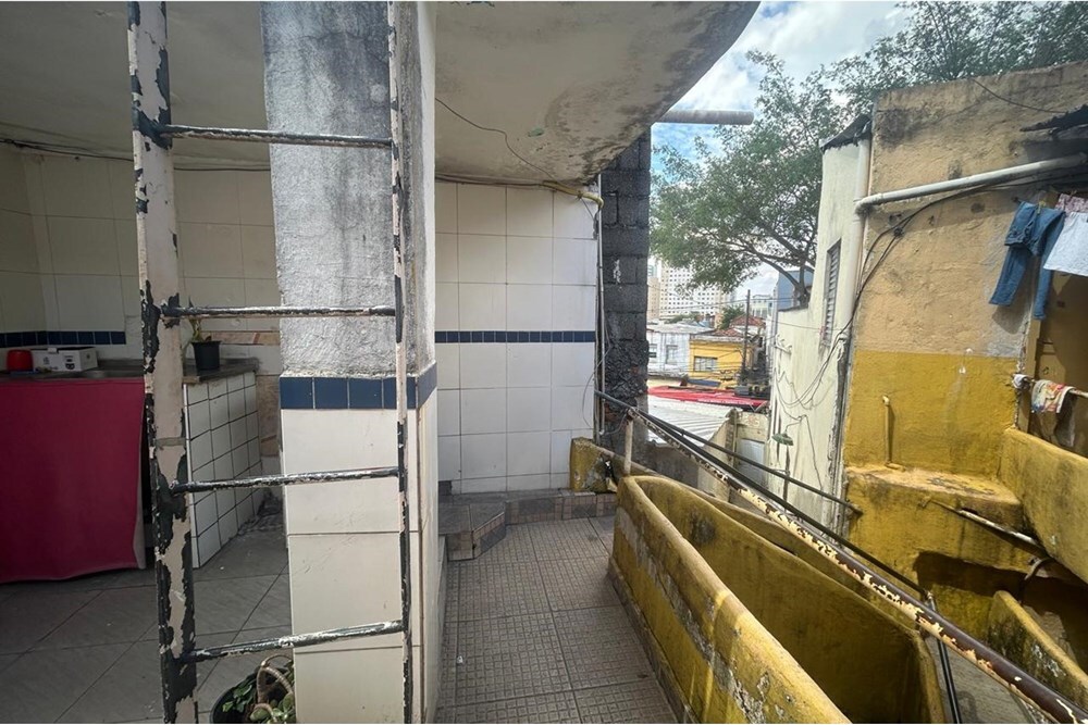 ABDA 110 601261073-40 - REMAX Terra Exclusividades