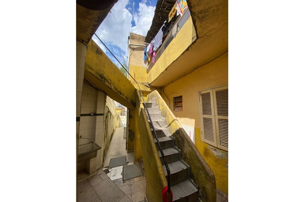 ABDA 110 601261073-40 - REMAX Terra Exclusividades