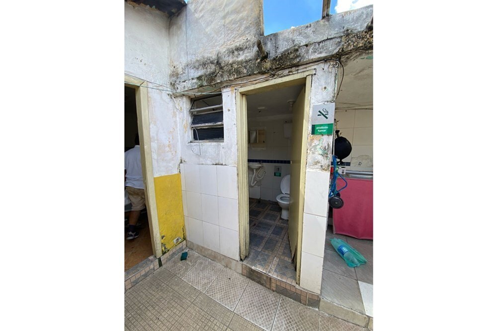 ABDA 110 601261073-40 - REMAX Terra Exclusividades