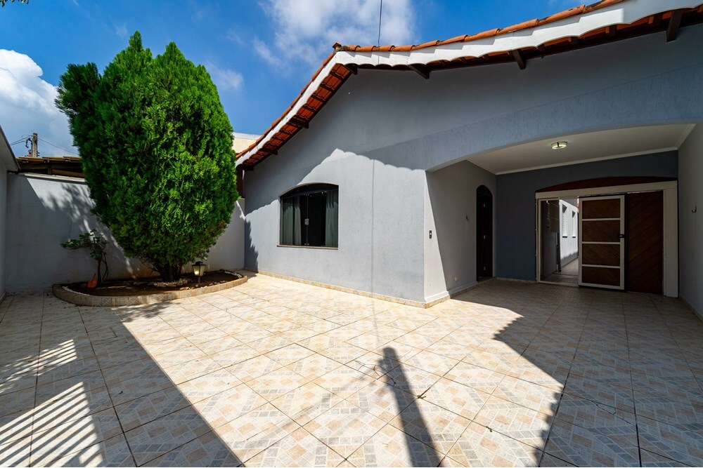 JTMFC 213 Casa 690591004-61 - REMAX Máxima Exclusividades