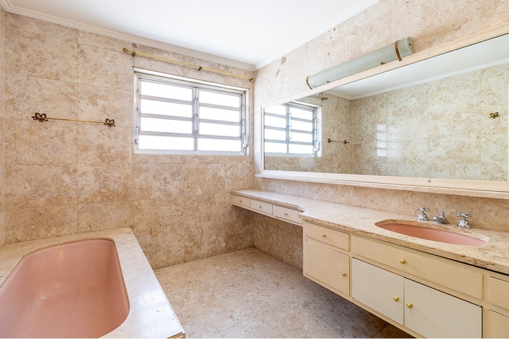 HRDJ 212 Apto 601081007-96 - REMAX Lepex Exclusividades