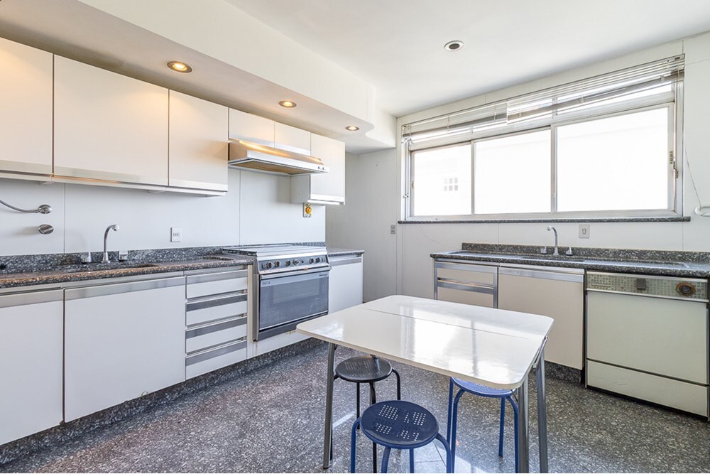 HRDJ 212 Apto 601081007-96 - REMAX Lepex Exclusividades