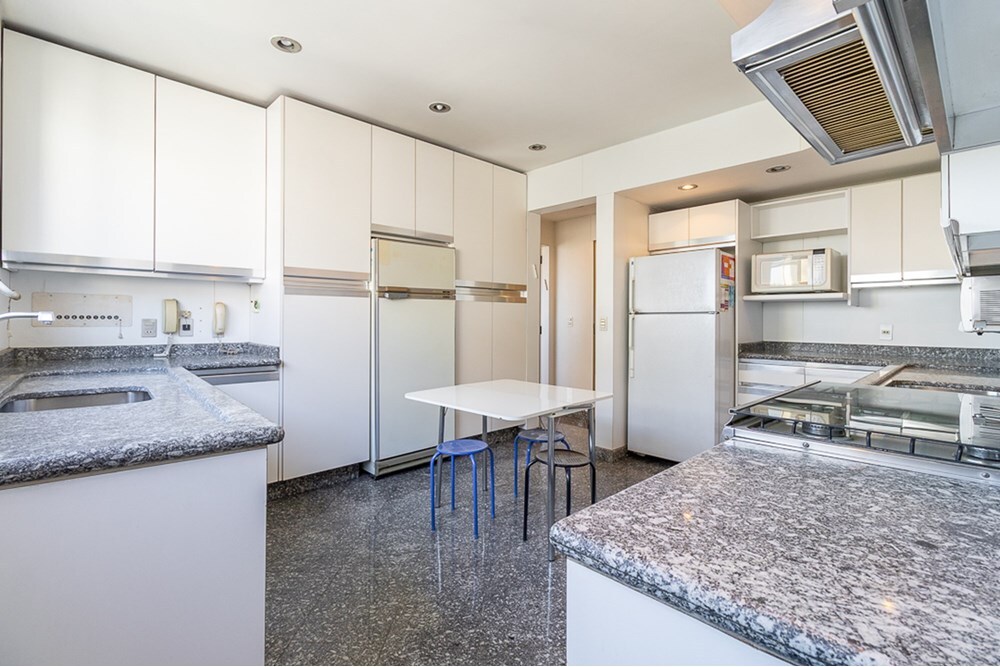 HRDJ 212 Apto 601081007-96 - REMAX Lepex Exclusividades