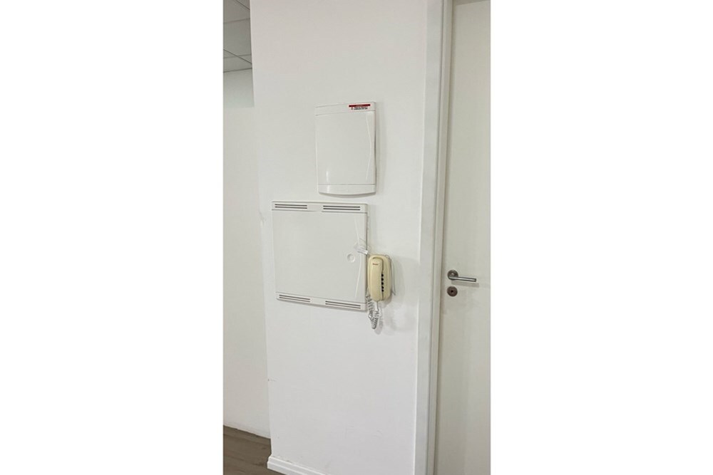 PPL 215 Sala 601261073-41 - REMAX Terra Exclusividades