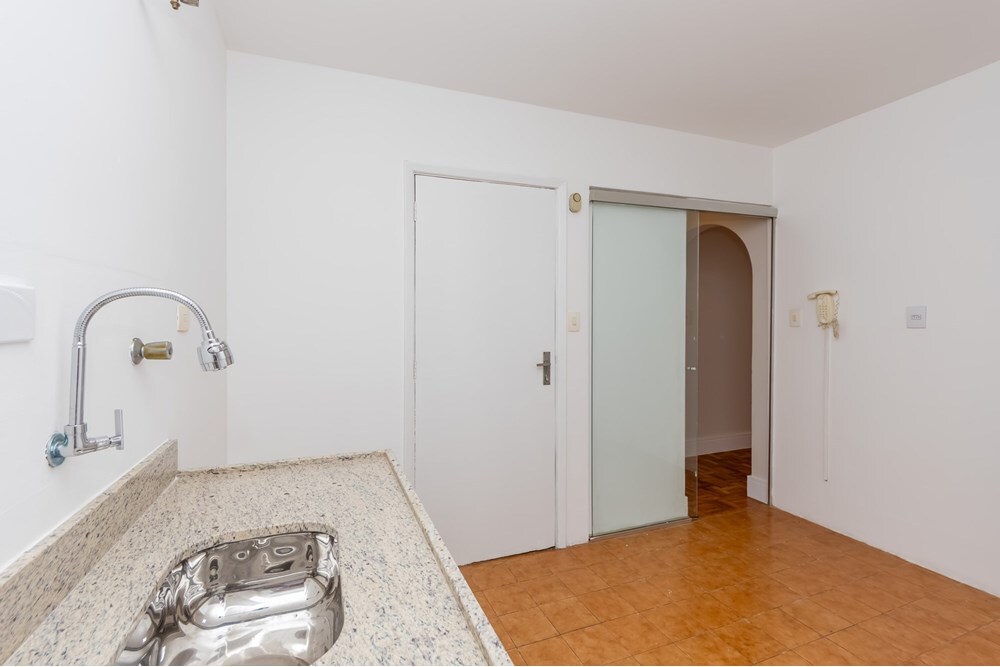 IA 294 Apto 601721013-178 - REMAX Front Exclusividades IA 294 Apto 601721013-178 - REMAX Front Exclusividades