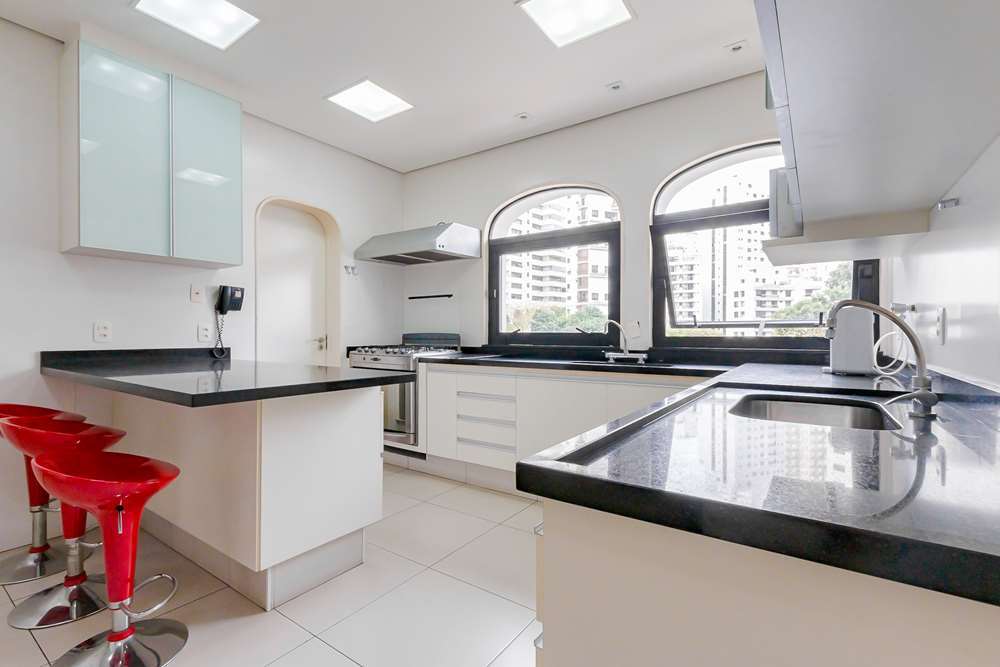 HT 871 Apto 601081056-7 - REMAX Lepex Exclusividades