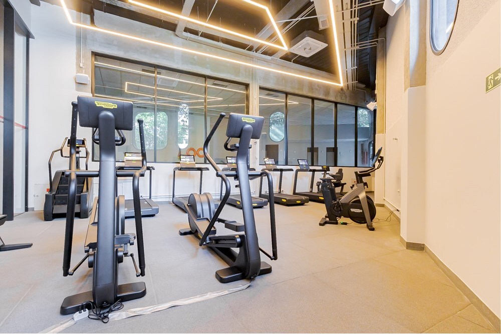 HT 871 Apto 601081056-7 - REMAX Lepex Exclusividades