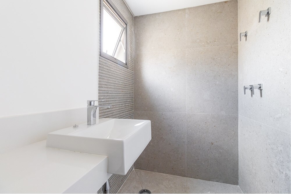 PM 327 Apto 601081056-26 - REMAX Lepex Exclusividades