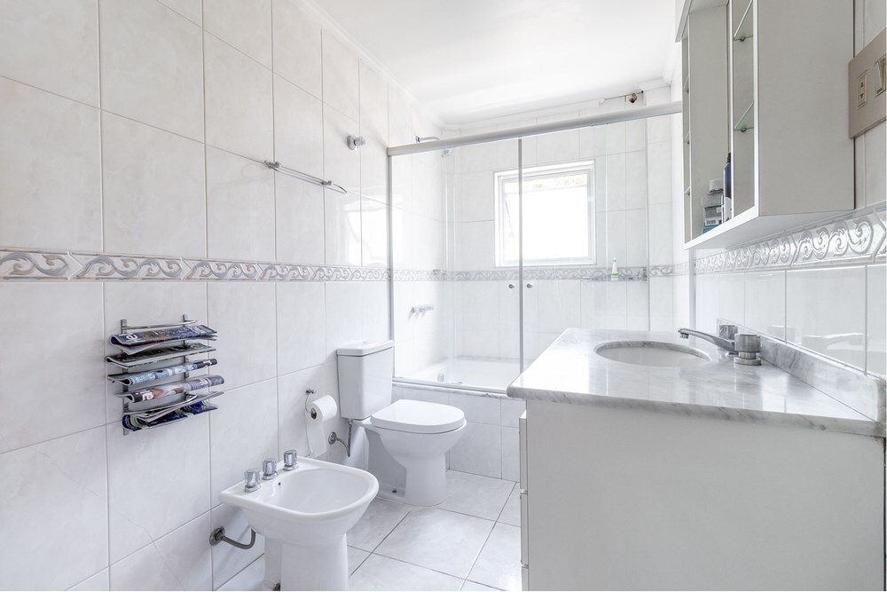 HBDI 544 Apto 601081056-23 - REMAX Lepex Exclusividades