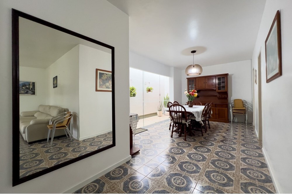 CM 278 612671028-34 - Remax VIP Exclusividades