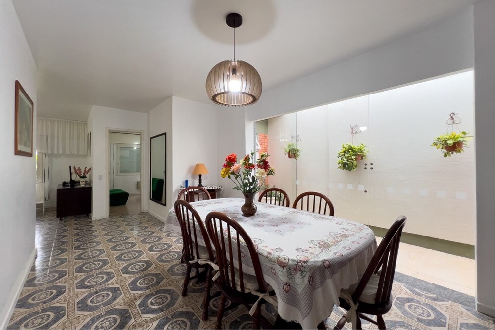 CM 278 612671028-34 - Remax VIP Exclusividades