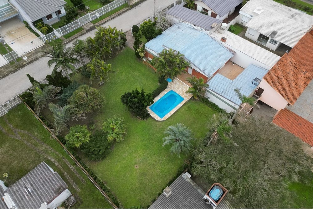 CM 278 612671028-34 - Remax VIP Exclusividades