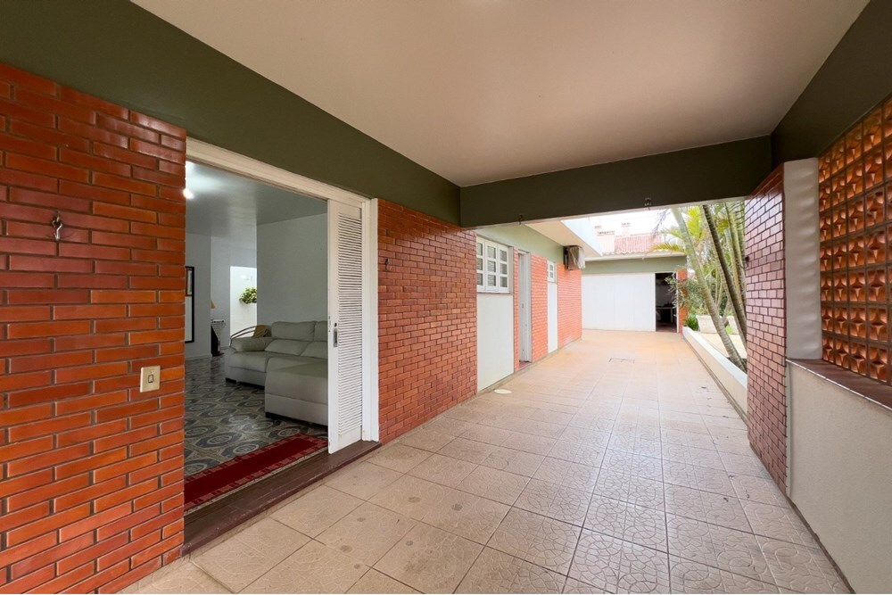 CM 278 612671028-34 - Remax VIP Exclusividades