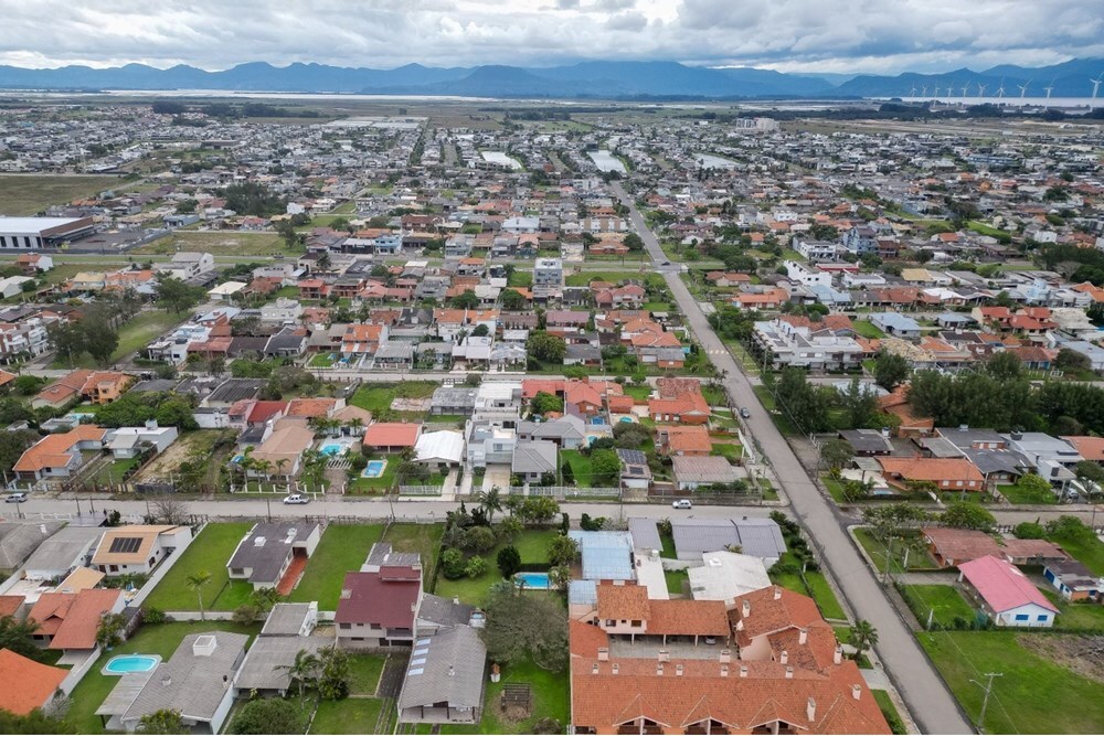 CM 278 612671028-34 - Remax VIP Exclusividades