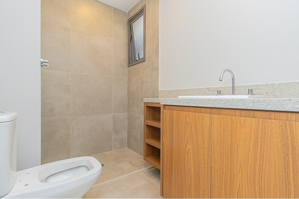 IA 772 Apto 601401028-28 - REMAX Paradisus Exclusividades