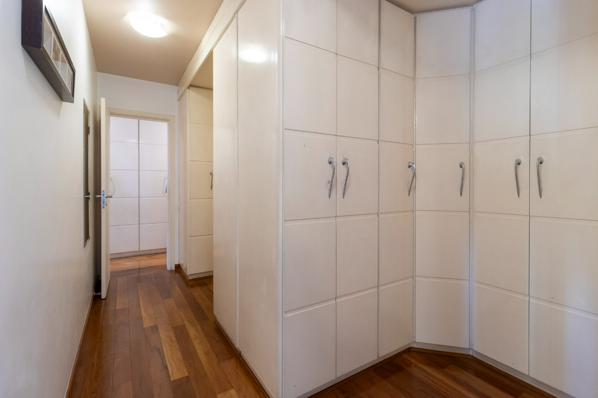 Residencial Multifamiliar de 3 quartos, 195m² no bairro Moema, em São Paulo | Eu Corretor