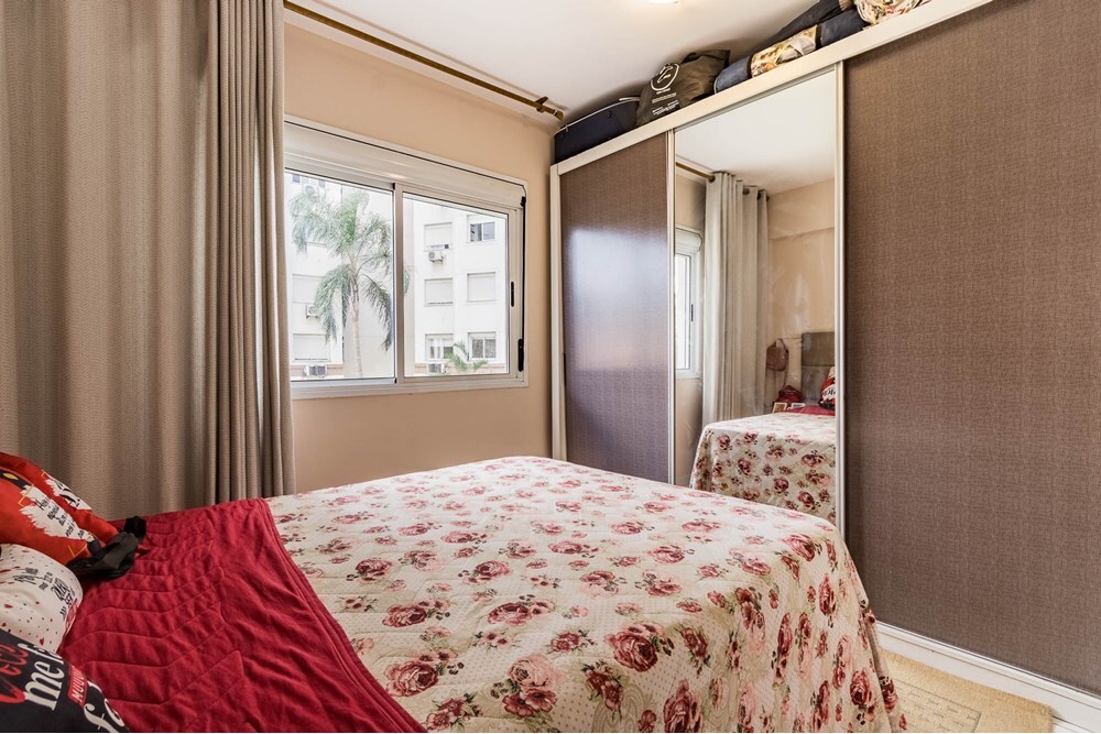 Residencial Multifamiliar de 3 quartos, 69m² no bairro Vila Ipiranga, em Porto Alegre | Eu Corretor