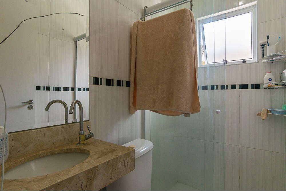 VMC 725 Casa 601401028-31 - REMAX Paradisus Exclusividades