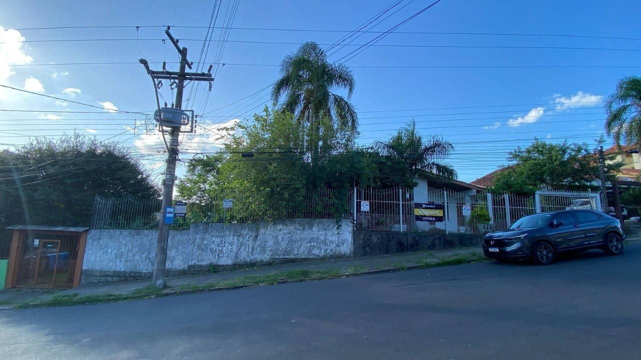 Residencial Multifamiliar de 665m² no bairro Tristeza, em Porto Alegre | Eu Corretor