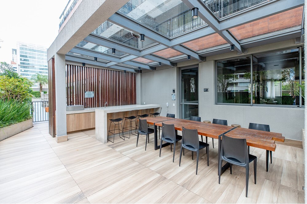 MI 664 Apto 601241033-79 - REMAX Ville Exclusividades