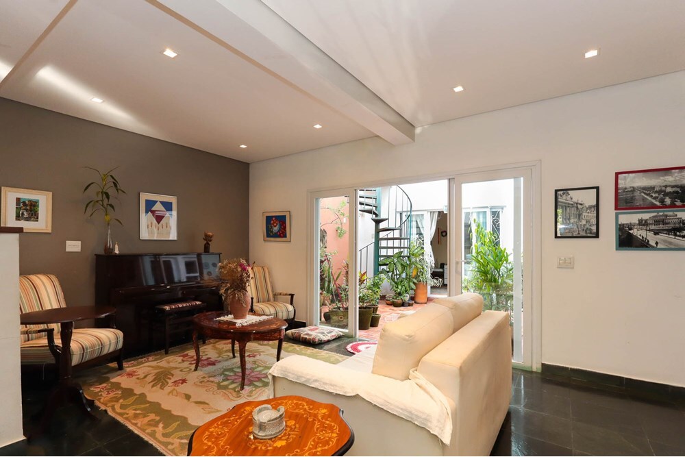 ADRV 101 Casa 601401028-30 - REMAX Paradisus Exclusividades