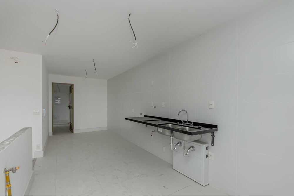 MC 611 Apto 601721021-47 - REMAX Front Exclusividades