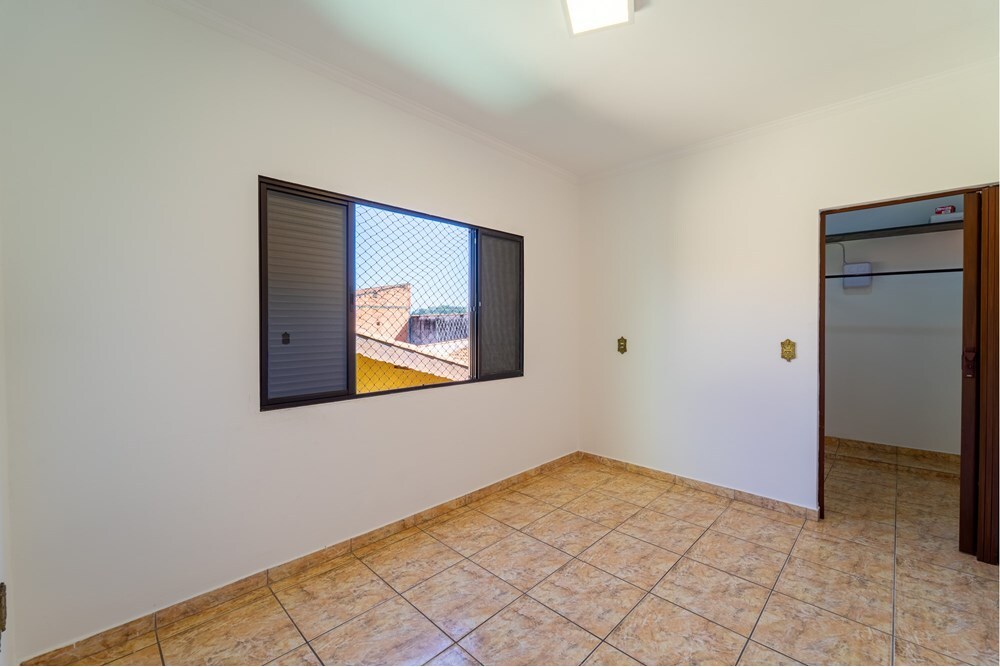 Residencial Multifamiliar de 4 quartos, 250m² no bairro Vila Rio Branco, em Jundiaí | Eu Corretor