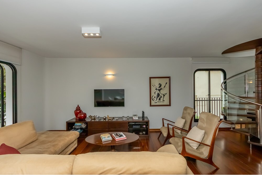 CCOF 102 Apto 601081048-25 - REMAX Lepex Exclusividades