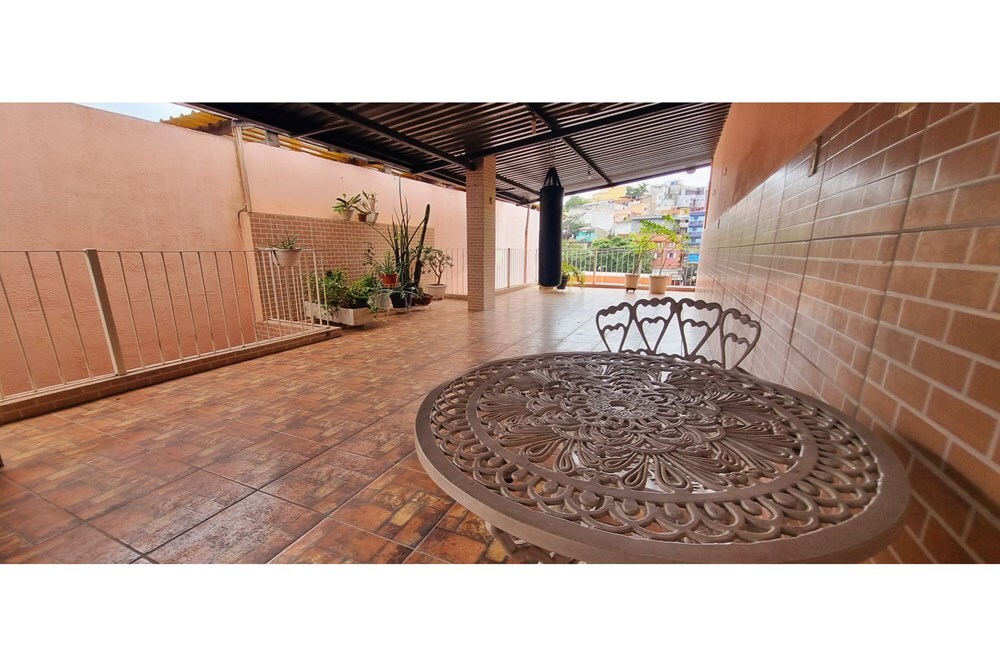 JSLADC 33 Casa 601081013-30 - REMAX Lepex Exclusividades