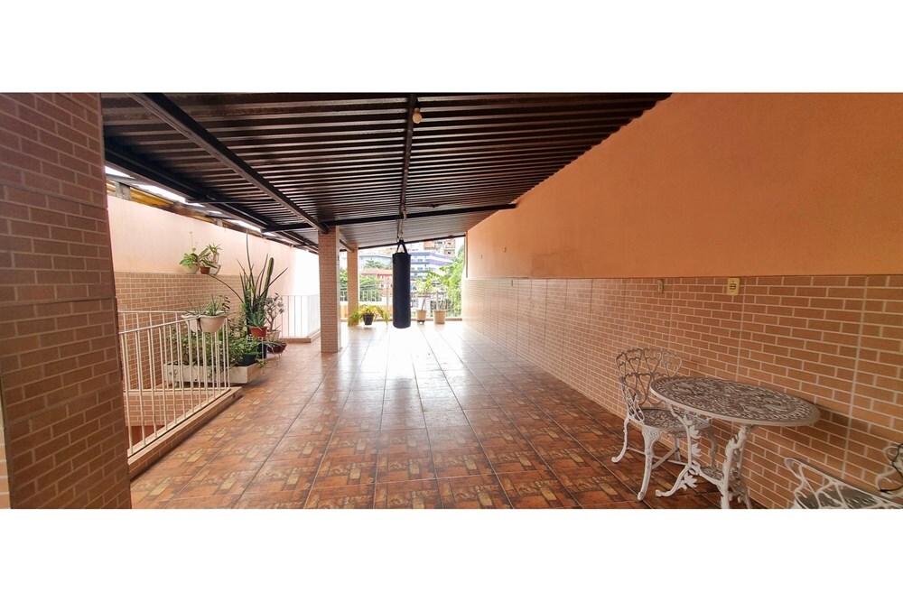 JSLADC 33 Casa 601081013-30 - REMAX Lepex Exclusividades