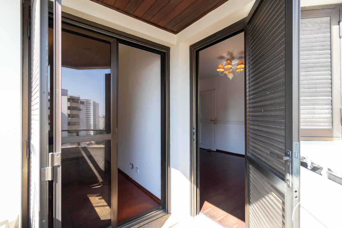 Residencial Multifamiliar de 4 quartos, 285m² no bairro Campo Belo, em São Paulo | Eu Corretor