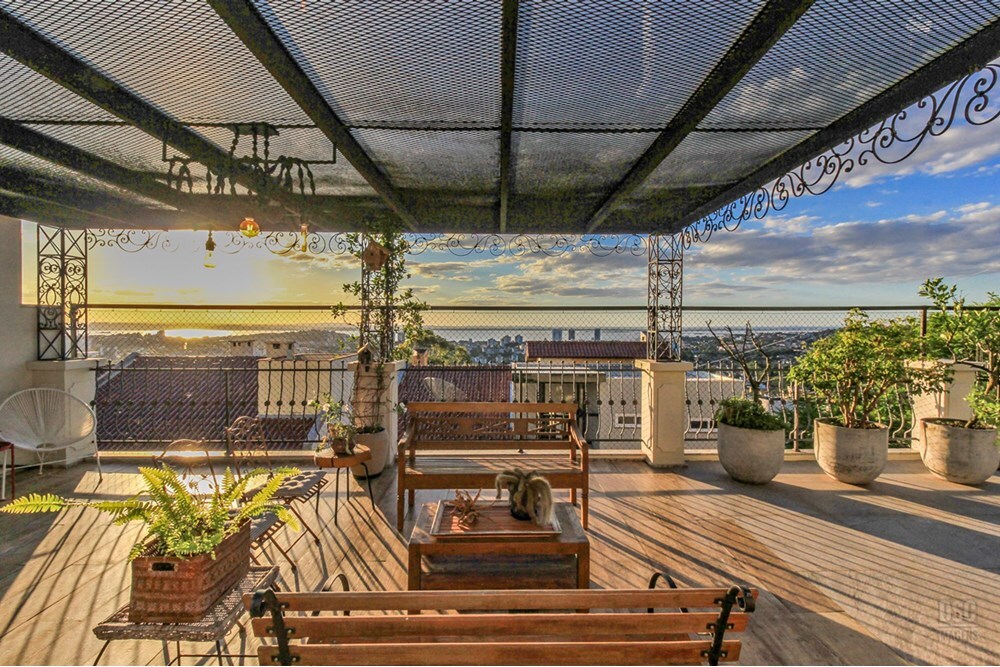 Residencial Multifamiliar de 4 quartos, 620m² no bairro Nonoai, em Porto Alegre | Eu Corretor