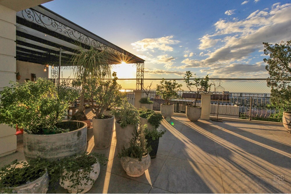 Residencial Multifamiliar de 4 quartos, 620m² no bairro Nonoai, em Porto Alegre | Eu Corretor