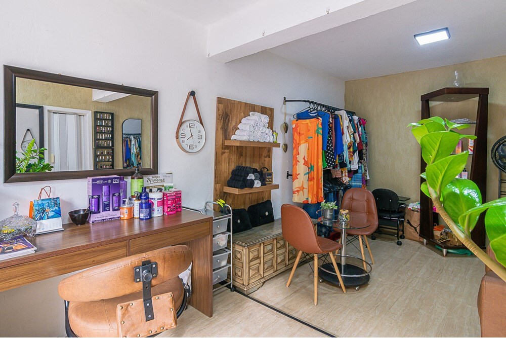 CS 28 601401007-35 - REMAX Paradisus Exclusividades CS 28 601401007-35 - REMAX Paradisus Exclusividades