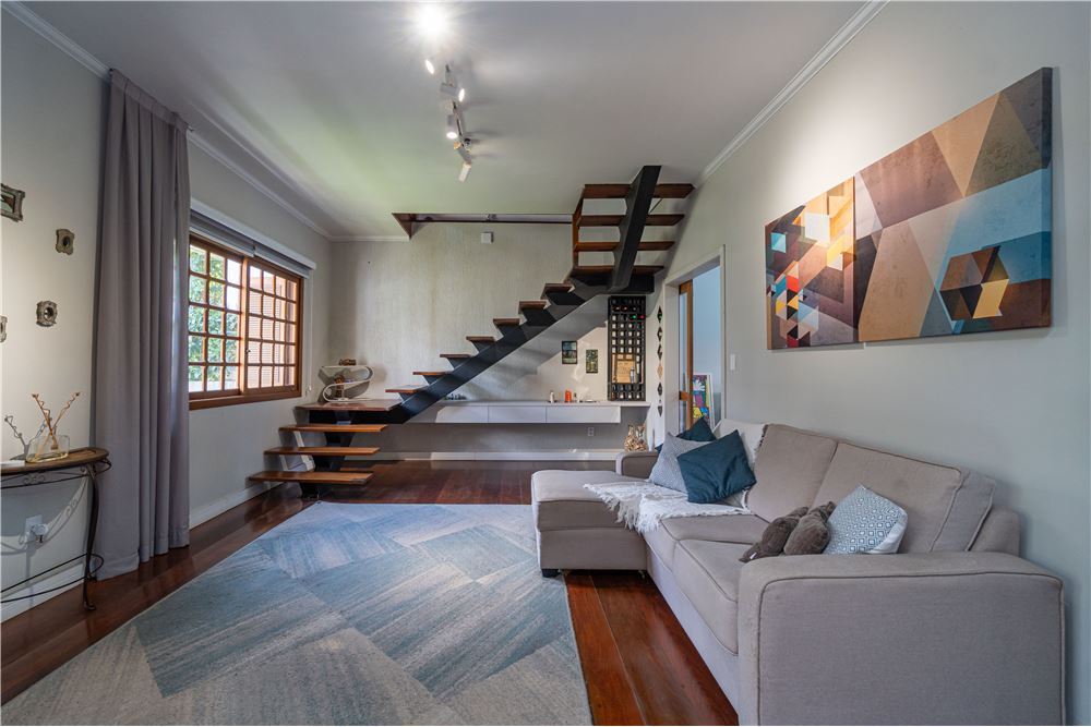 Residencial Multifamiliar de 4 quartos, 300m² no bairro Jardim Lindóia, em Porto Alegre | Eu Corretor