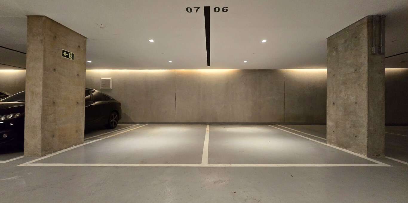 Residencial Multifamiliar de 3 quartos, 374m² no bairro Três Figueiras, em Porto Alegre | Eu Corretor