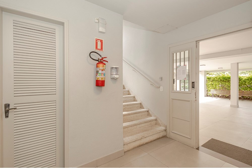 Residencial Multifamiliar de 2 quartos, 59m² no bairro Passo da Areia, em Porto Alegre | Eu Corretor