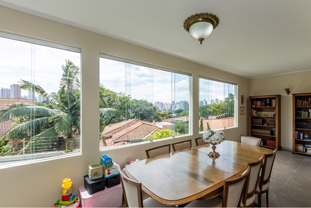 Residencial Multifamiliar de 3 quartos, 379m² no bairro Pacaembu, em São Paulo | Eu Corretor