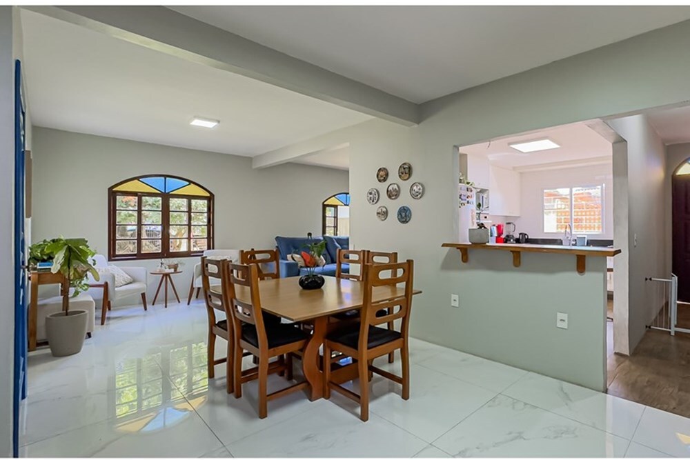 Residencial Multifamiliar de 5 quartos, 208m² no bairro Parque dos Maias, em Porto Alegre | Eu Corretor