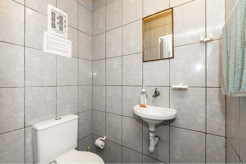 JMKVPJ 212 Prédio 601461005-128 - REMAX NM Exclusividades JMKVPJ 212 Prédio 601461005-128 - REMAX NM Exclusividades